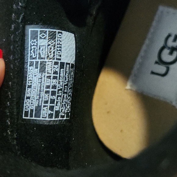 UGG Josefene Cuff Booties - Picture 4 of 8